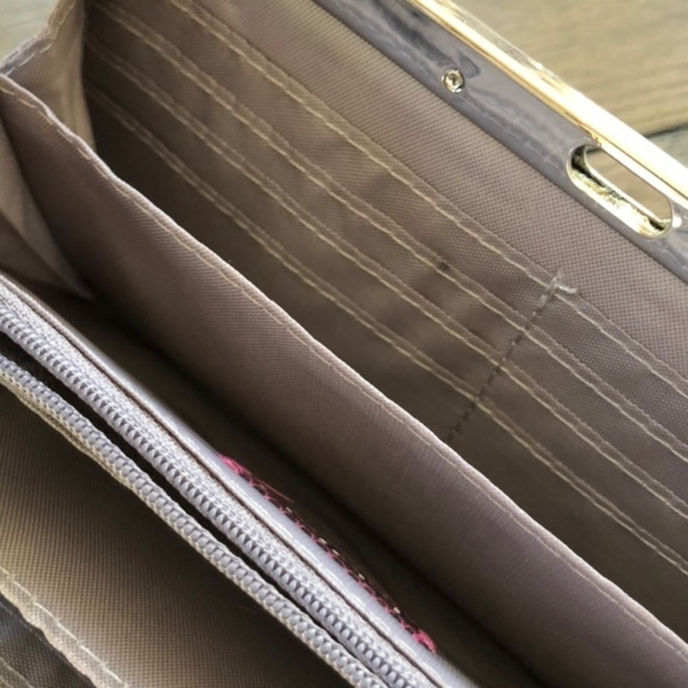 Lulu Shiny silver clutch wallet - Picture 4 of 7